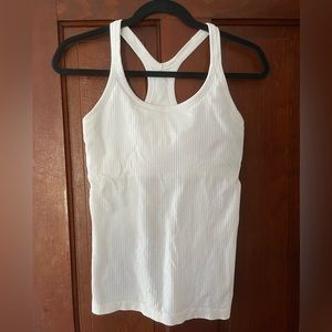 Lululemon Ebb to Street tank Sz 6